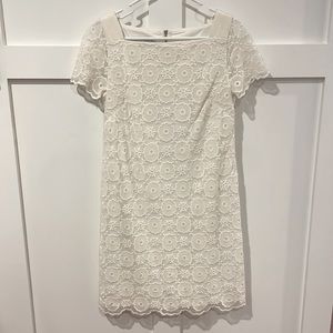 Fitted, cream lace dress, Sz 4, like new